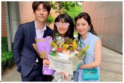 电竞明星爆料视频大全最新,揭秘明星爆料视频大全背后的精彩瞬间 第3张 电竞明星爆料视频大全最新,揭秘明星爆料视频大全背后的精彩瞬间 第3张